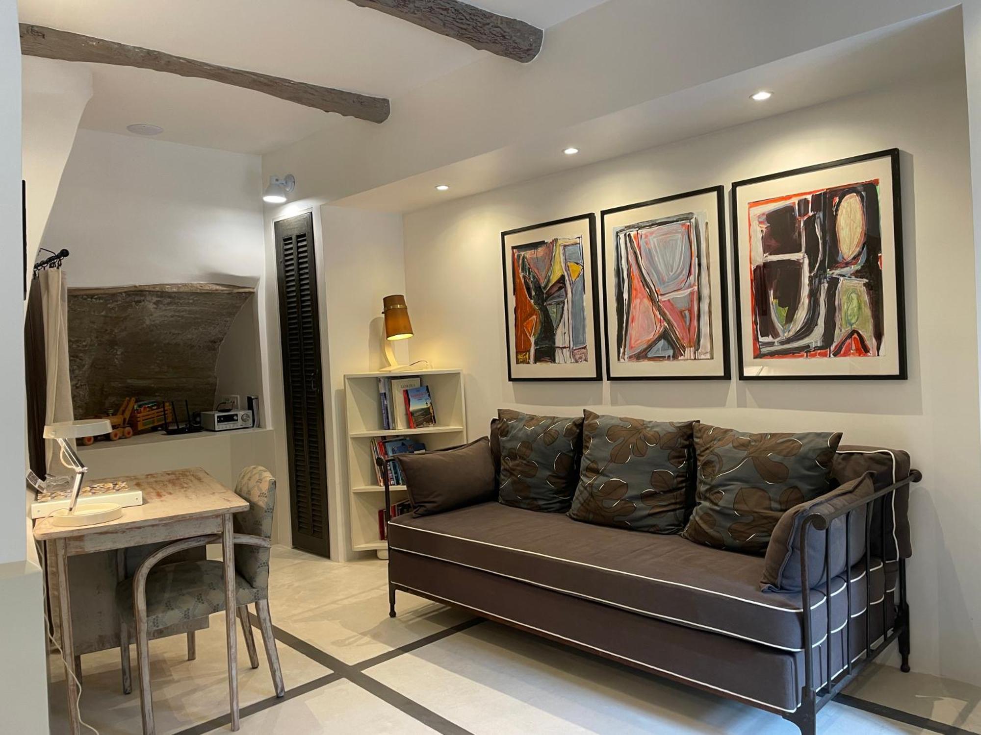 Ferienhaus La Calade, Maison De Village